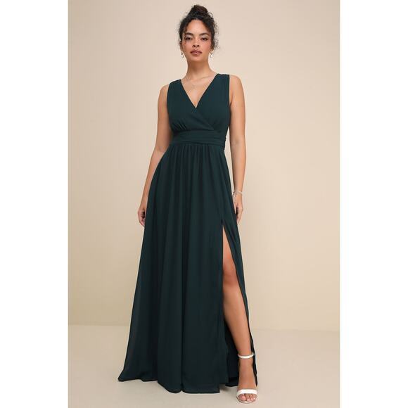 Lulus NWT Thoughts of Hue Emerald Green Surplice V-Neck Sleeveless Maxi Dress - Picture 1 of 10